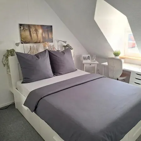 Altstadt - Mit 2 Schlafzimmer Appartement *
